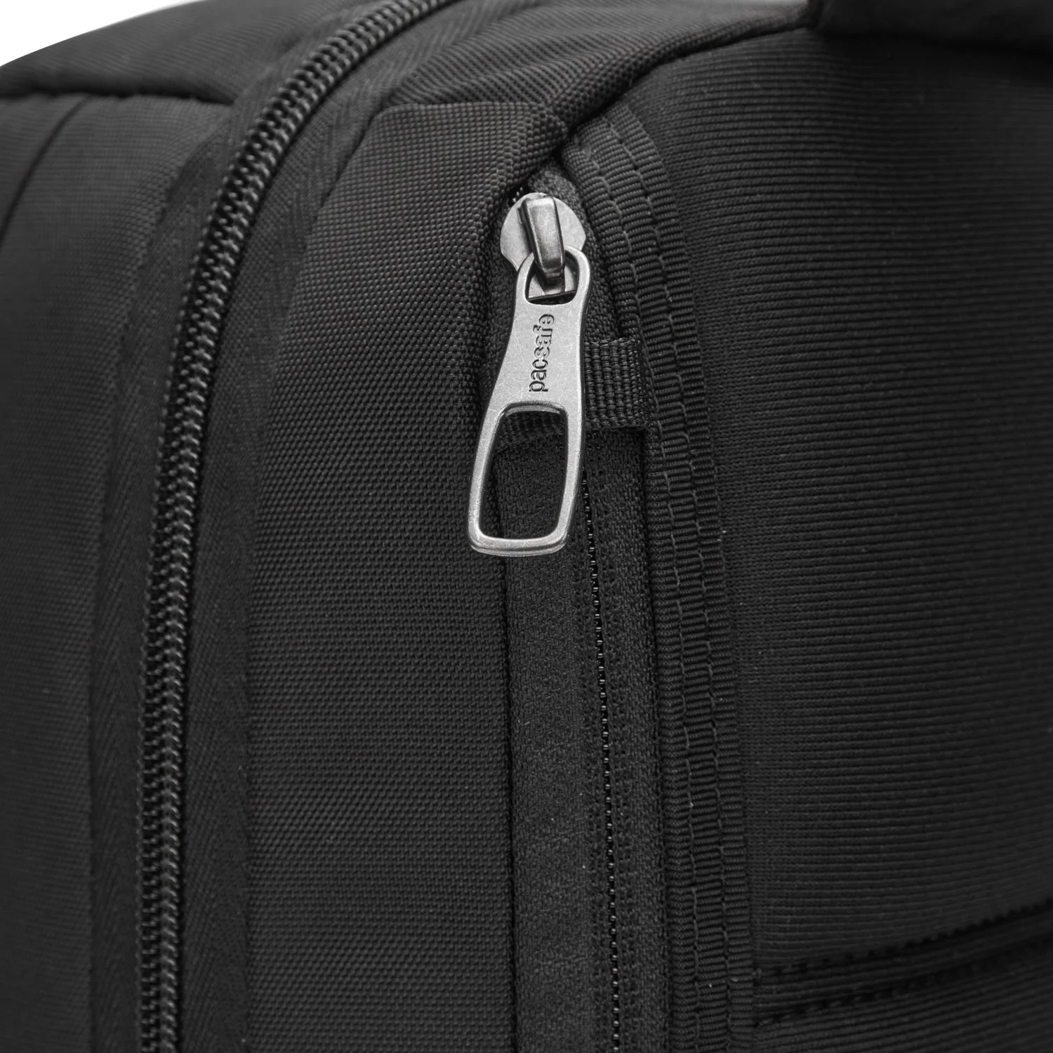 Pacsafe® V anti-theft commuter backpack (Fits 13" / 16" Laptop) - Image 12