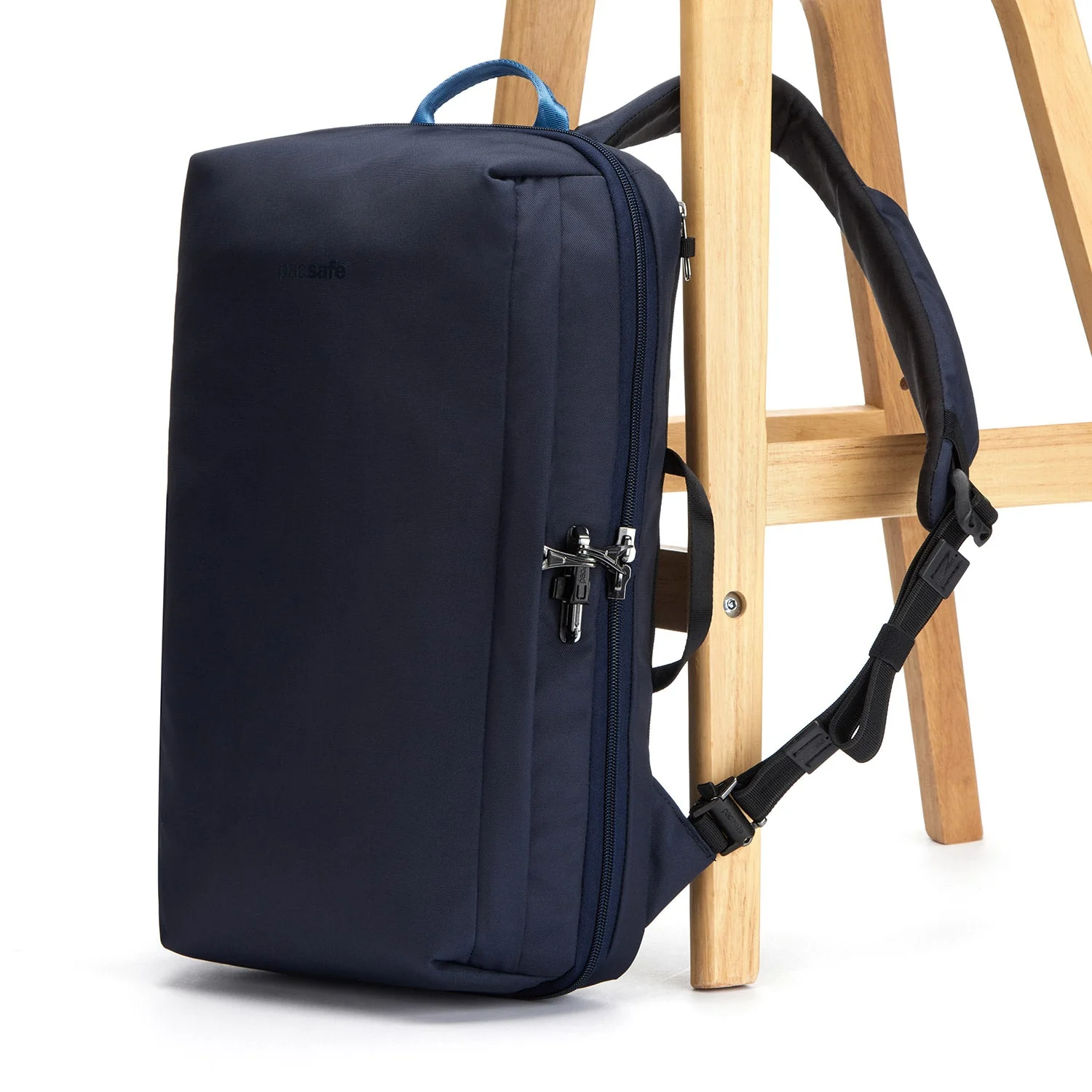 Pacsafe® V anti-theft commuter backpack (Fits 13" / 16" Laptop) - Image 26