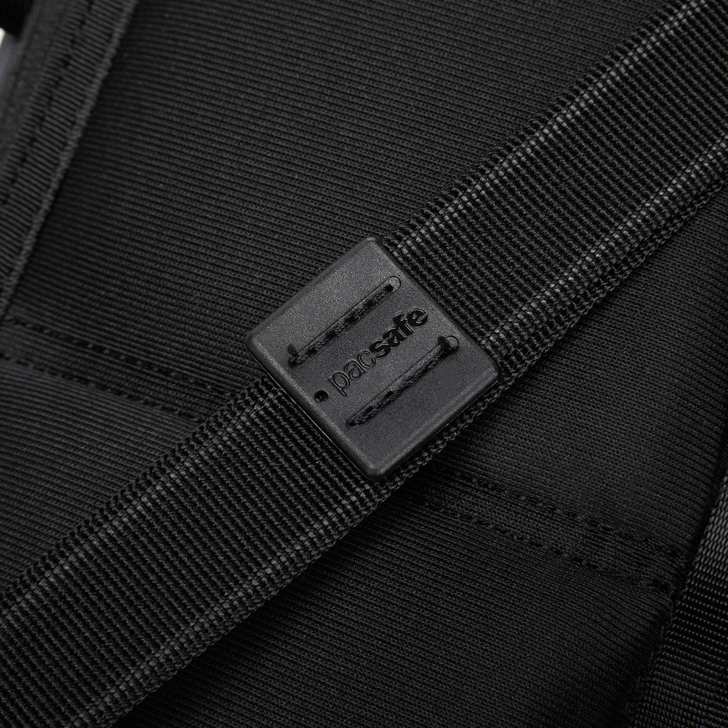 Pacsafe® V anti-theft commuter backpack (Fits 13" / 16" Laptop) - Image 32