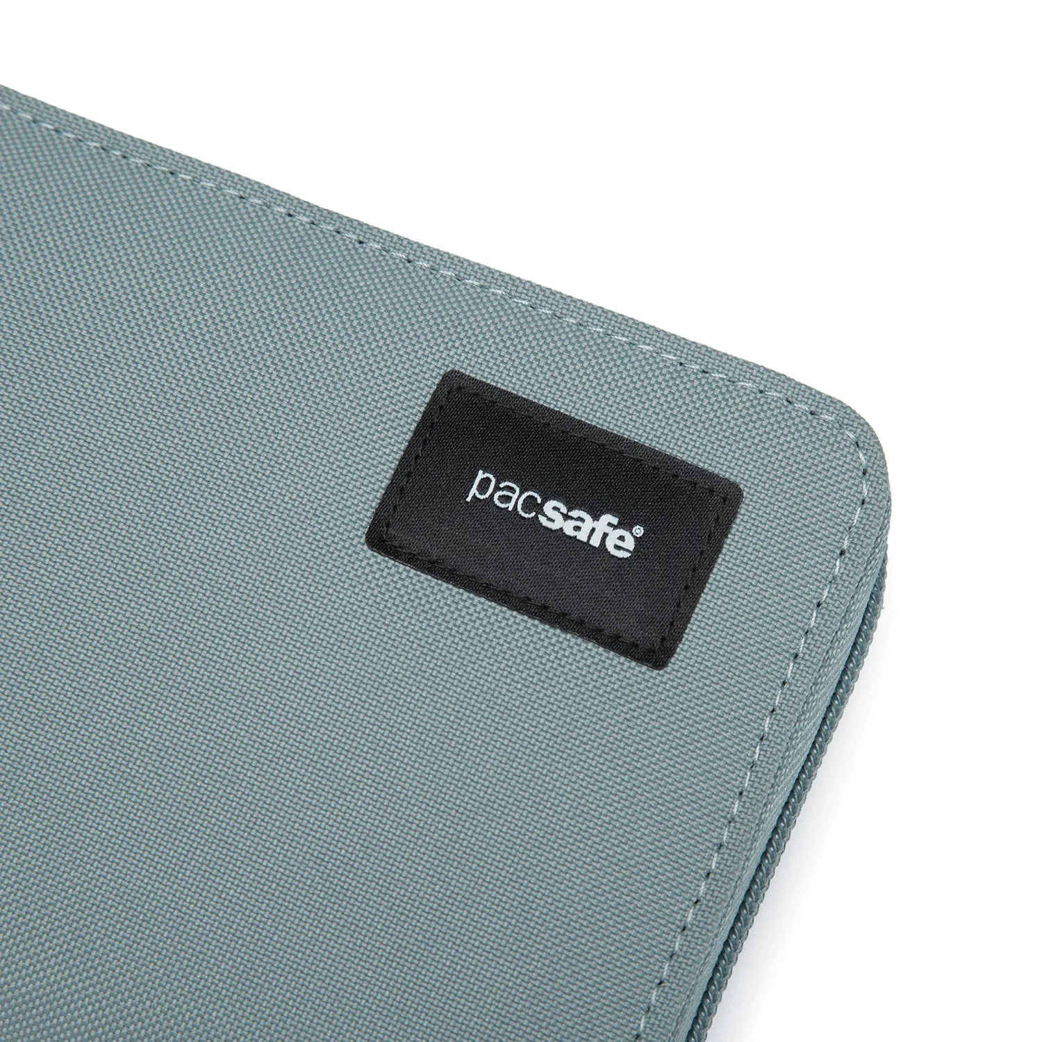 Pacsafe® RFIDsafe™ RFID blocking continental wallet - Image 31