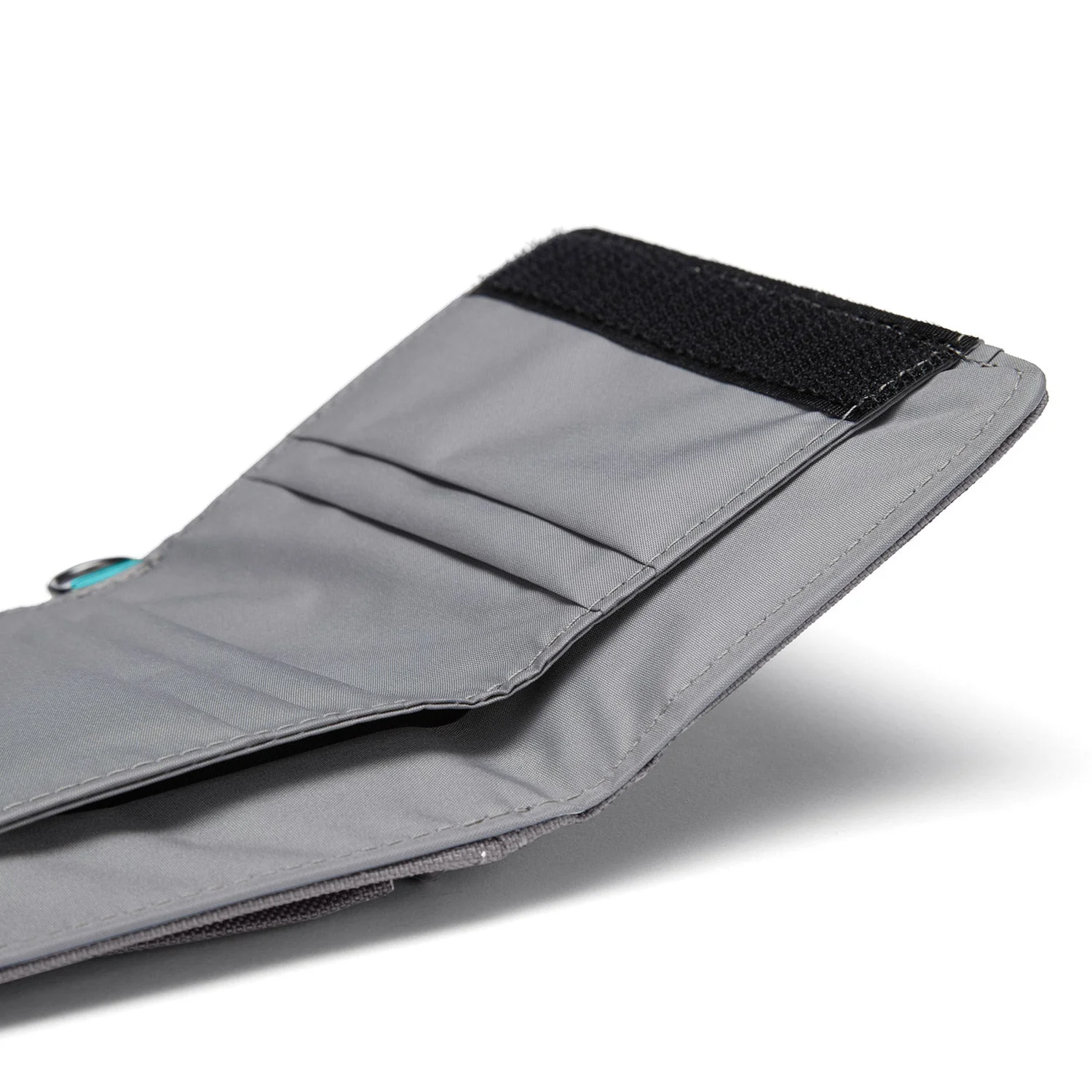 Pacsafe® RFIDsafe™ RFID blocking trifold wallet - Image 20
