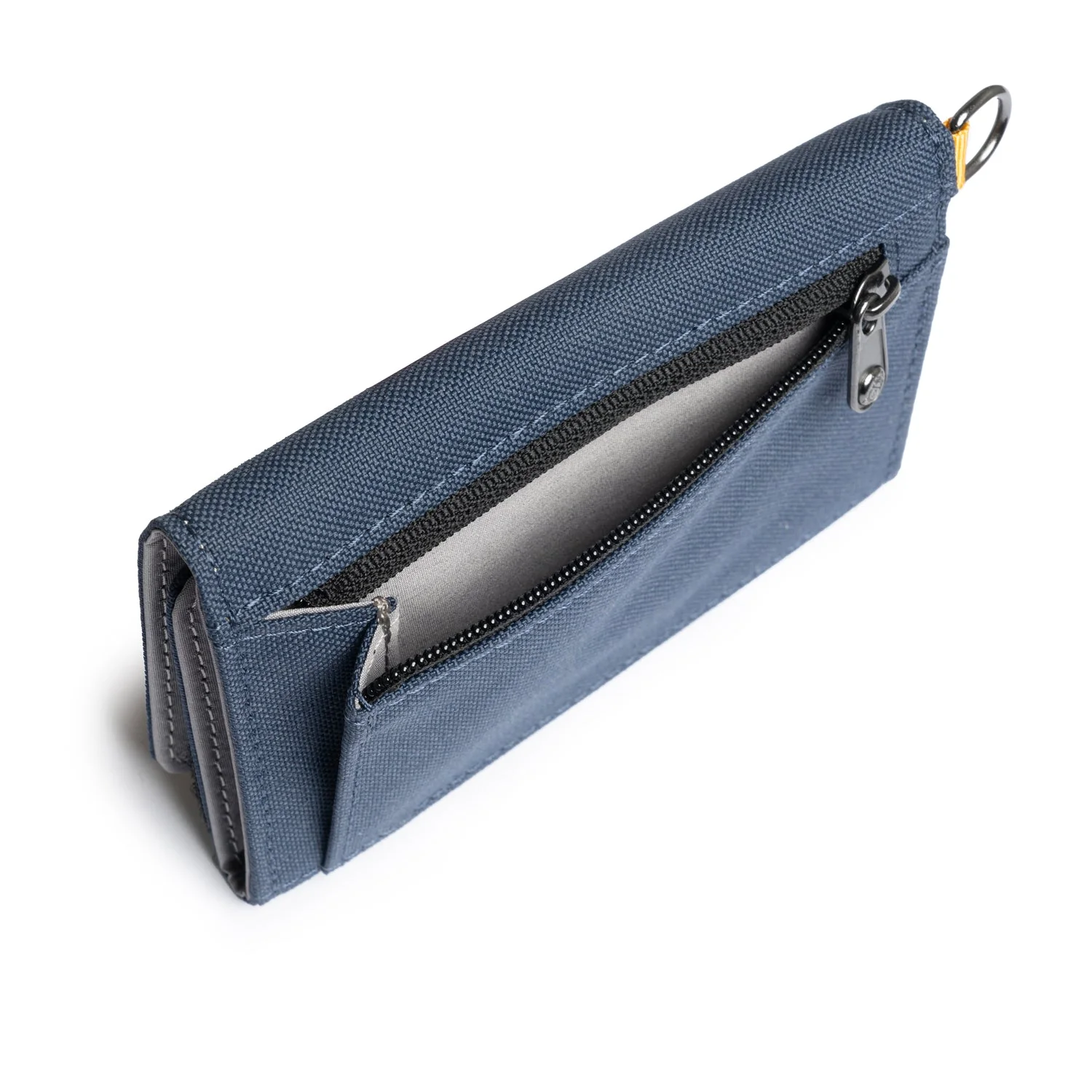 Pacsafe® RFIDsafe™ RFID blocking trifold wallet - Image 28