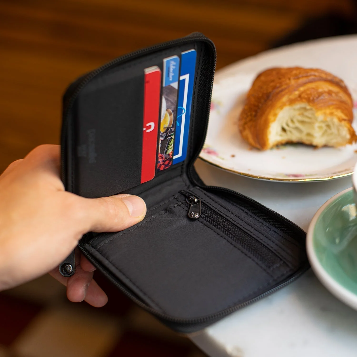 Pacsafe® RFIDsafe™ RFID blocking zip around wallet - Image 11