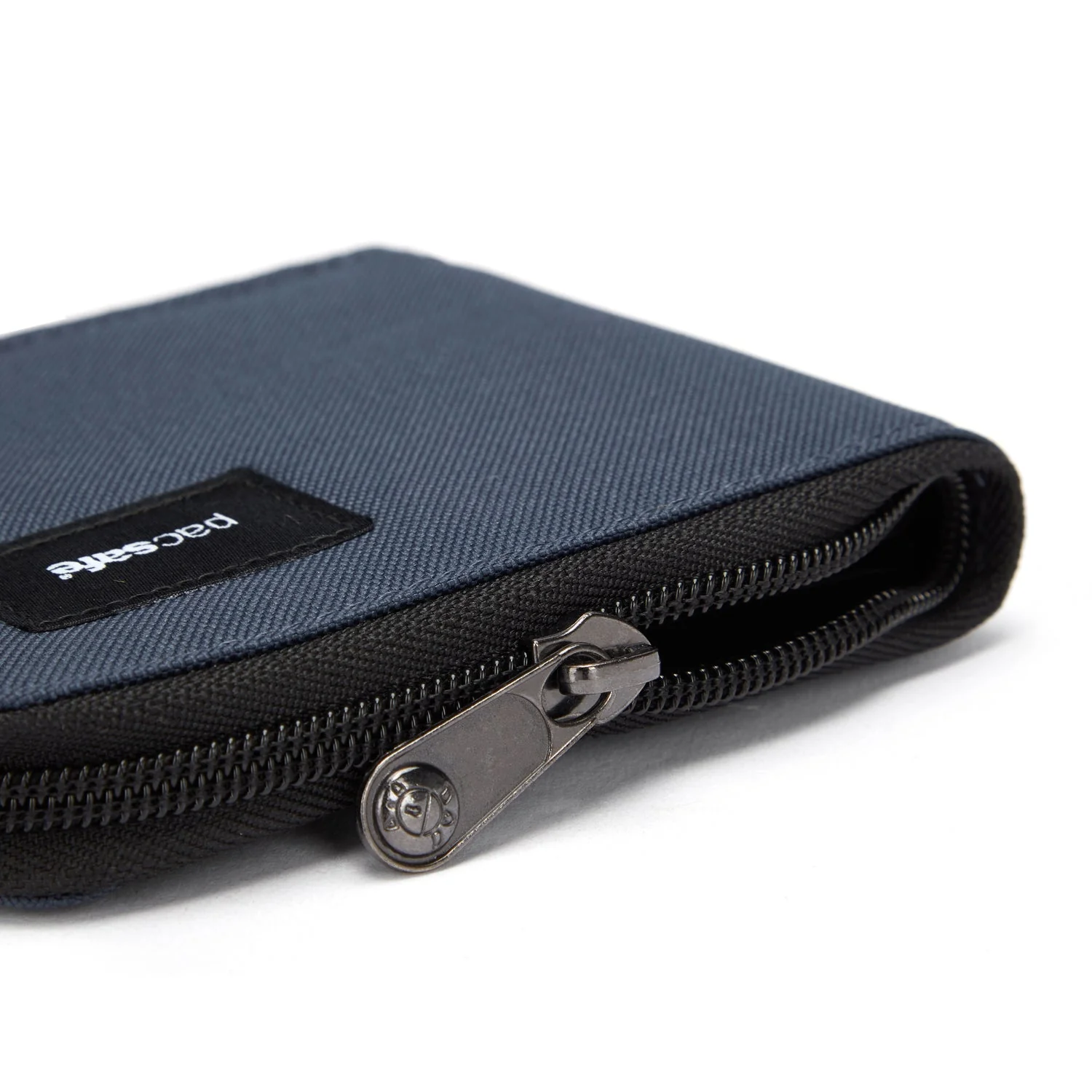 Pacsafe® RFIDsafe™ RFID blocking zip around wallet - Image 27